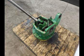 salg af John Deere 6195 R LEFT Front axle final drive