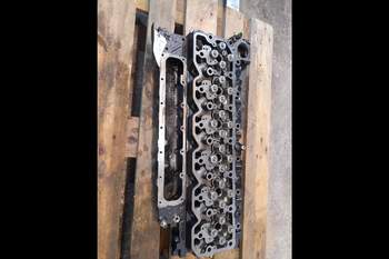 salg af New Holland T7.270  Cylinder Head