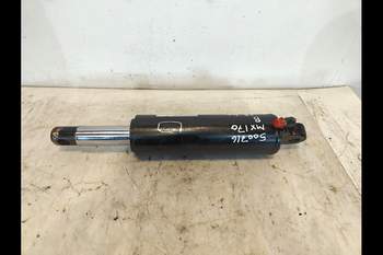 salg af Case MX170 RIGHT Lift Cylinder